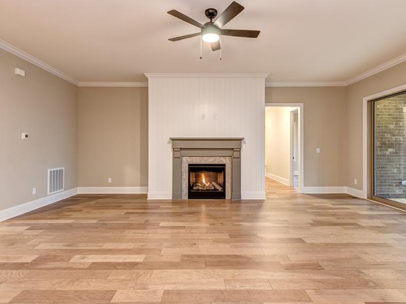 579HighlandRidgePt-09Living