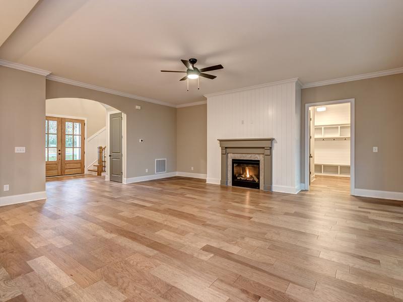 579HighlandRidgePt-10Living