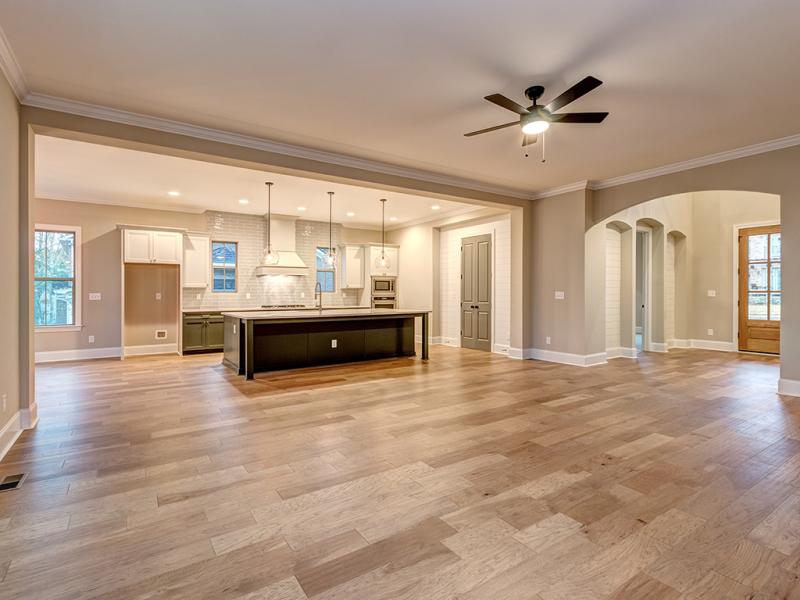 579HighlandRidgePt-13Living-Kitchen