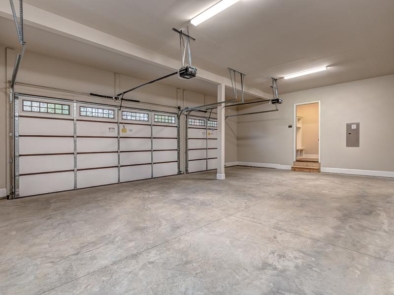 579HighlandRidgePt-63Garage-Interior