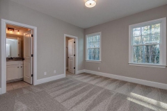 1626EnonCt-29Bedroom